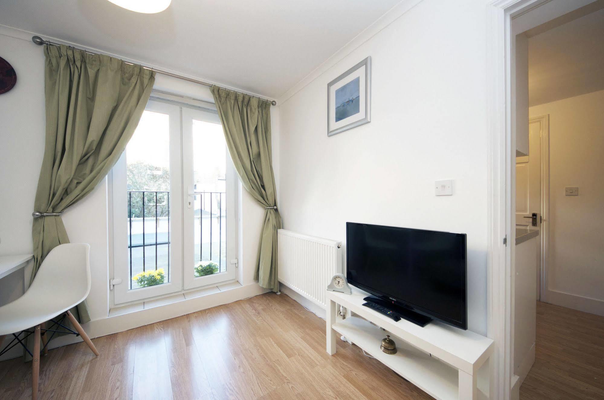 W14 Apartments Лондон Экстерьер фото