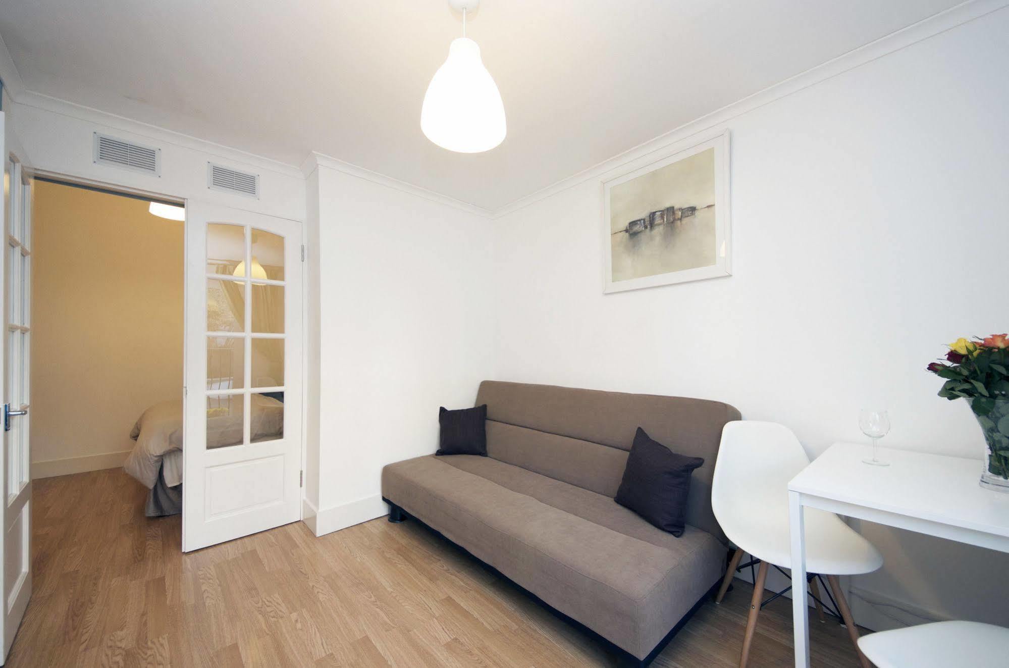 W14 Apartments Лондон Экстерьер фото