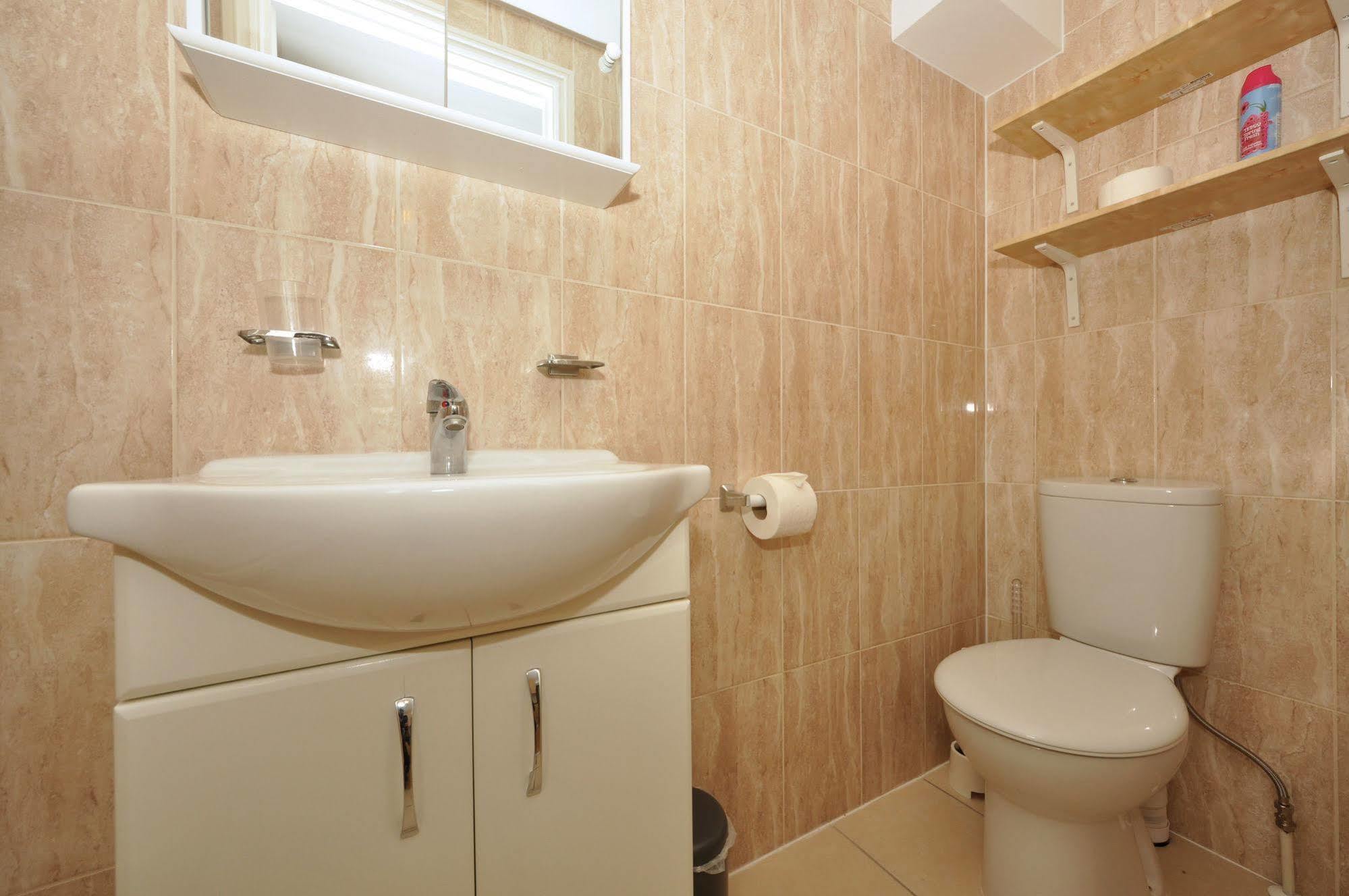 W14 Apartments Лондон Экстерьер фото