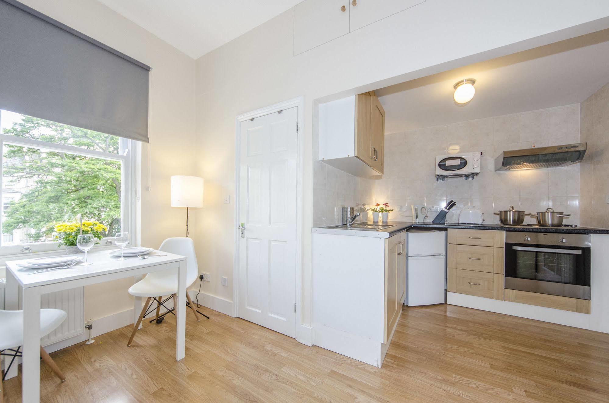 W14 Apartments Лондон Экстерьер фото