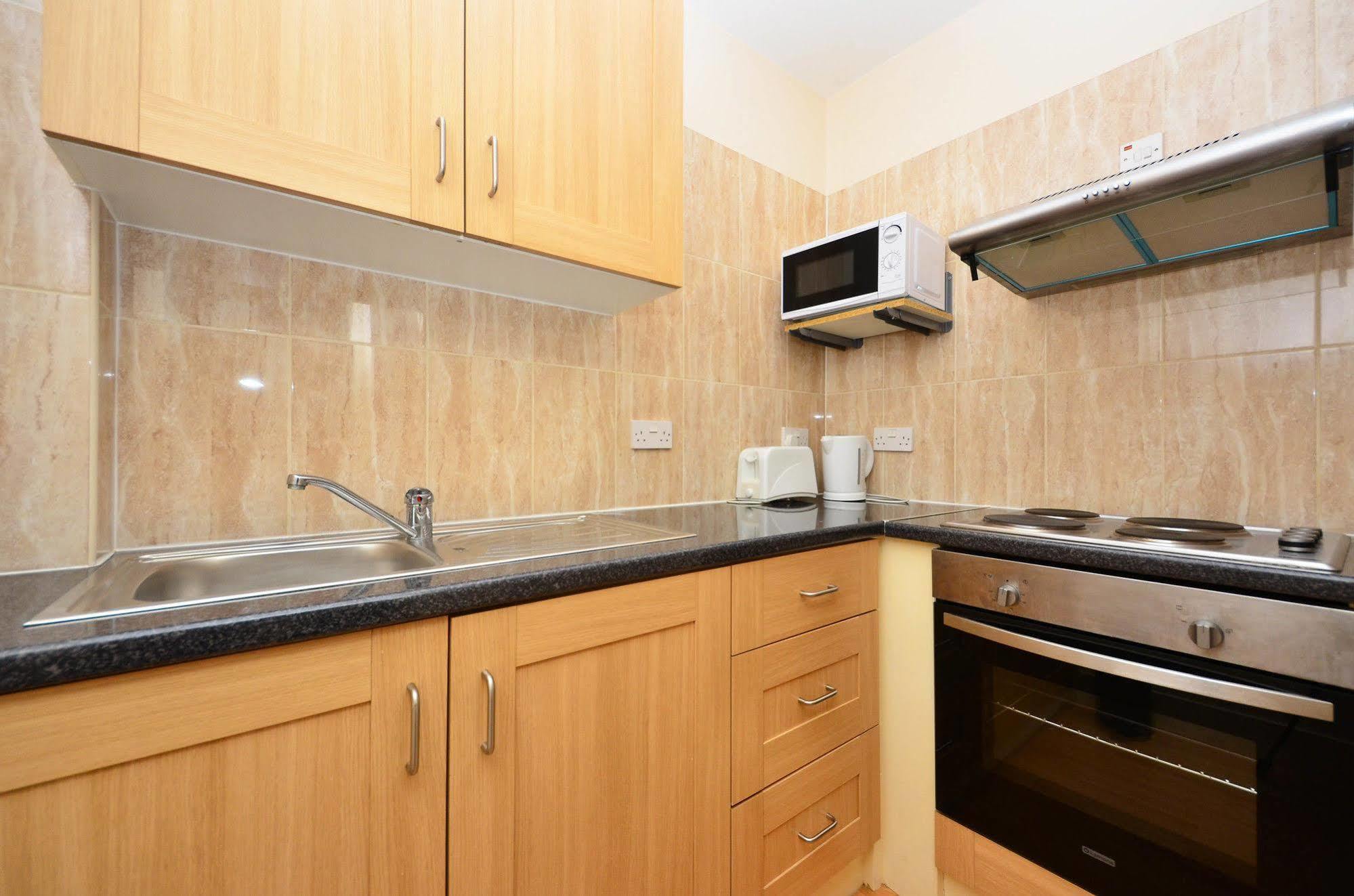 W14 Apartments Лондон Экстерьер фото