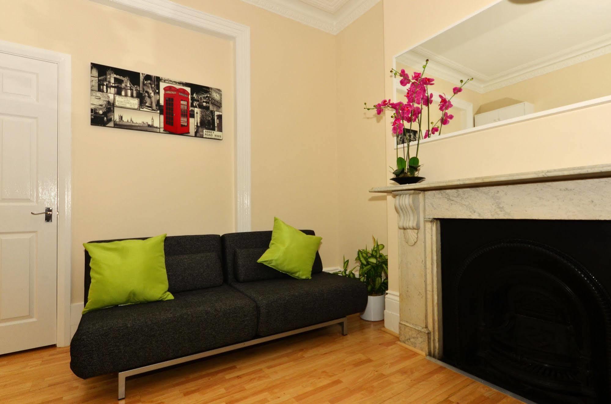 W14 Apartments Лондон Экстерьер фото
